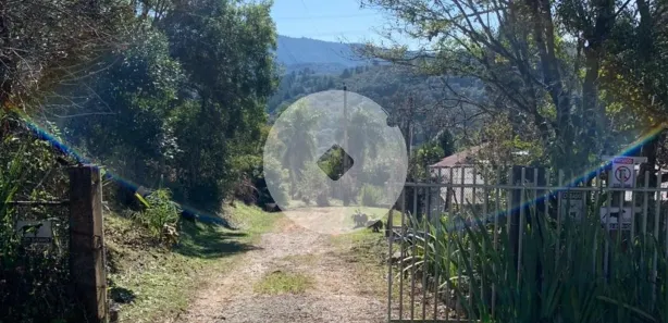 Fazenda / Sítio / Chácara com 3 Quartos à venda, 100m² no Itaboa, Campo Largo