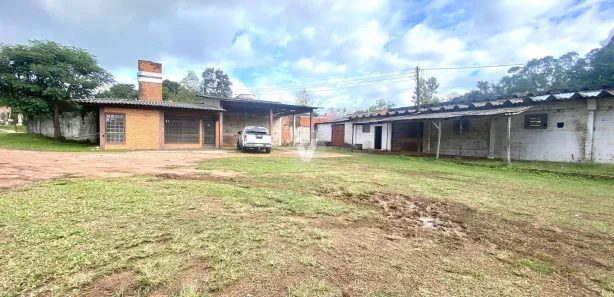 Galpão / Depósito / Armazém com 3 Quartos à venda, 631m² no Urlândia, Santa Maria