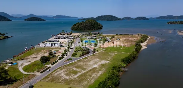 Terreno / Lote / Condomínio à venda, 688m² no Bracuí (Cunhambebe), Angra dos Reis