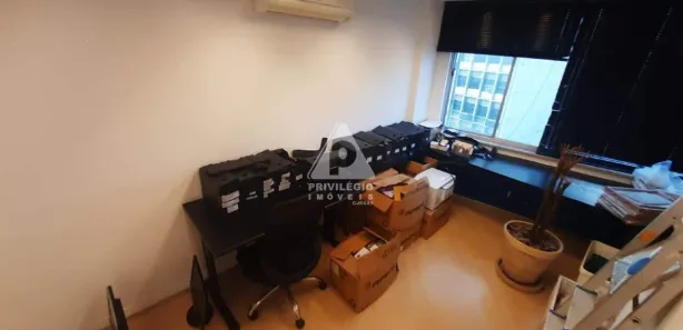 Conjunto Comercial / Sala à venda, 145m² no Centro Sul, Timóteo