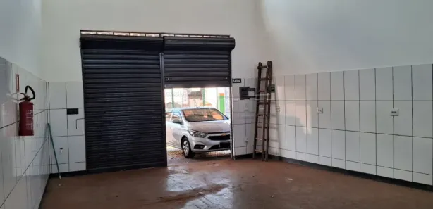 Loja / Salão / Ponto Comercial para alugar, 80m² no Jardim das Paineiras, Araraquara