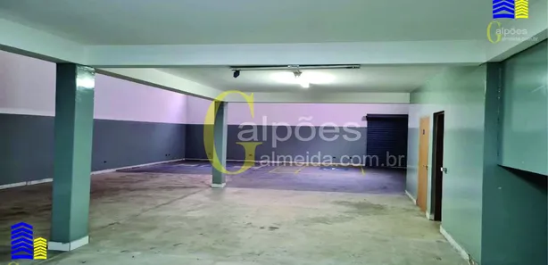 Galpão / Depósito / Armazém para alugar, 275m² no Vila Endres, Guarulhos