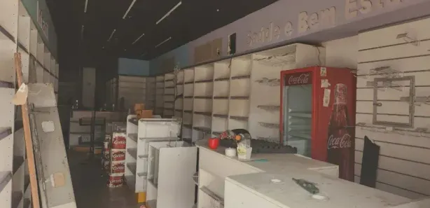Loja / Salão / Ponto Comercial para alugar, 98m² no Centro, Nilópolis