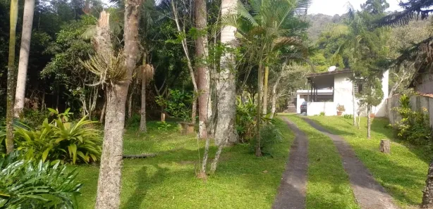 Fazenda / Sítio / Chácara com 2 Quartos à venda, 200m² no Quarta Divisão, Ribeirão Pires