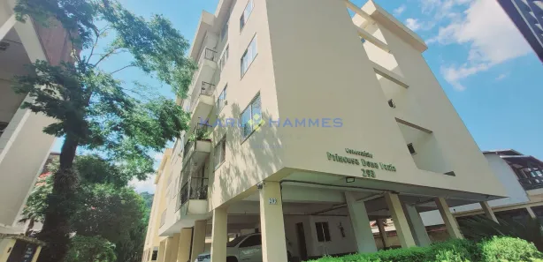Apartamento com 2 Quartos à venda, 70m² no Corrêas, Petrópolis