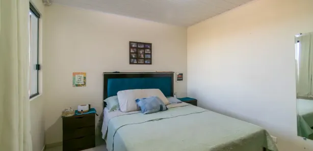 Sobrado com 3 Quartos à venda, 103m² no Itaqui, Campo Largo