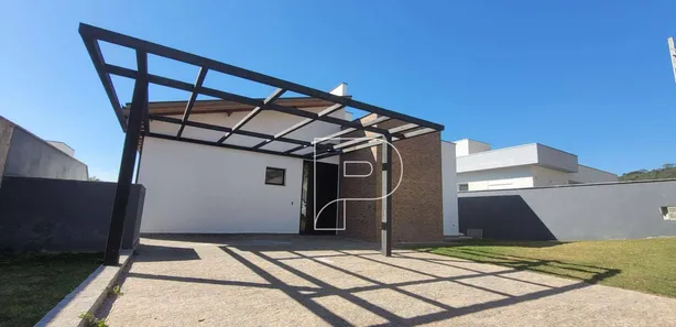 Casa de Condomínio com 3 Quartos à venda, 253m² no Estação, São Roque