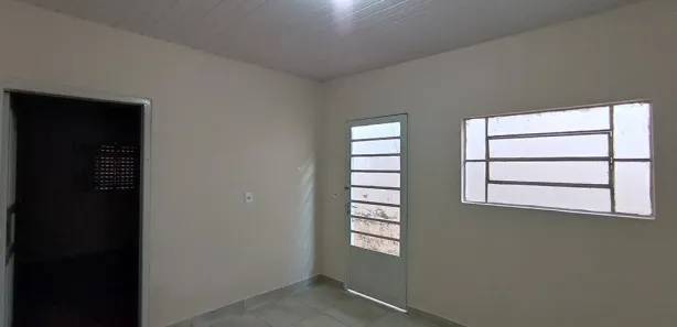 Casa com 1 Quarto para alugar, 48m² no Vila Gioto, Limeira