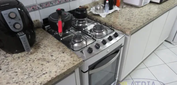 Apartamento com 2 Quartos para alugar, 69m² no Ahú, Curitiba