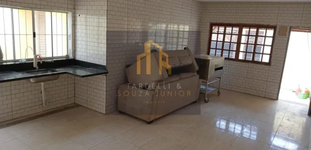 Casa Comercial com 2 Quartos para alugar, 95m² no Vila Mogilar, Mogi das Cruzes