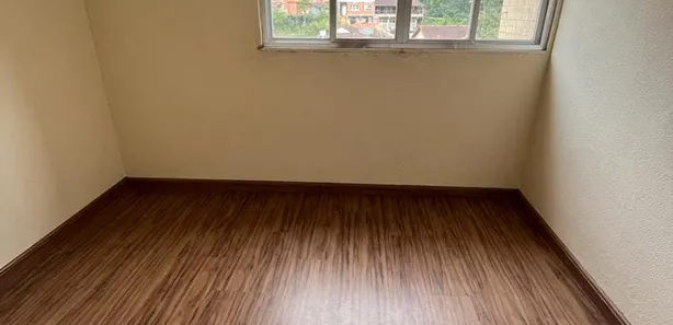 Apartamento com 2 Quartos à venda, 75m² no Bingen, Petrópolis