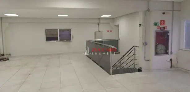 Galpão / Depósito / Armazém para alugar, 1400m² no Jardim Fátima, Guarulhos