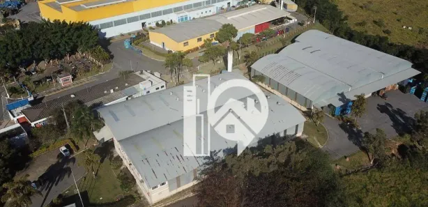 Galpão / Depósito / Armazém para venda ou aluguel, 5267m² no Parque Empresarial Santa Rita, Pindamonhangaba