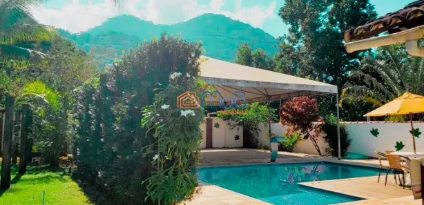 Fazenda / Sítio / Chácara com 3 Quartos à venda, 200m² no Córrego do Ouro, Macaé