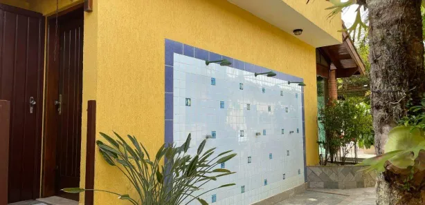 Sobrado com 6 Quartos para alugar, 1187m² no Califórnia, Itanhaém