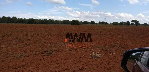 Fazenda / Sítio / Chácara à venda, 2420000m² no Centro, Cristalândia