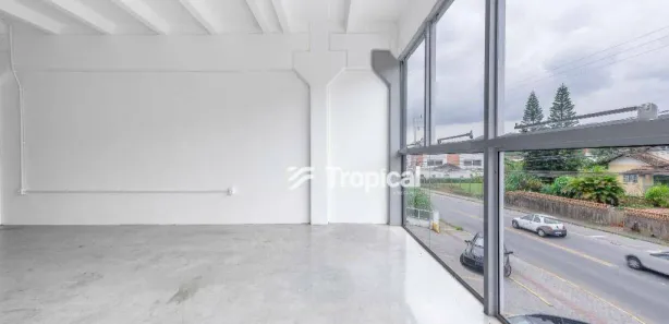 Conjunto Comercial / Sala para alugar, 50m² no Velha Central, Blumenau