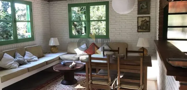 Fazenda / Sítio / Chácara com 1 Quarto para venda ou aluguel, 271m² no Taboleiro Verde, Cotia
