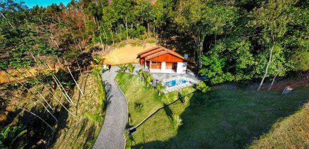 Fazenda / Sítio / Chácara com 2 Quartos à venda, 64m² no São João Batista, São João Batista