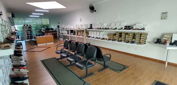 Loja / Salão / Ponto Comercial à venda, 150m² no Centro, Itatiba