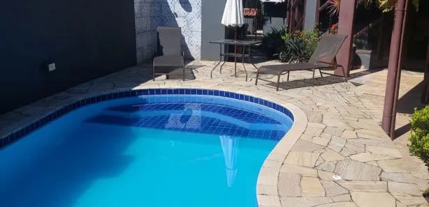 Sobrado com 3 Quartos para alugar, 150m² no São Lourenço, Bertioga