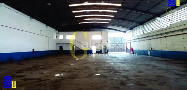 Galpão / Depósito / Armazém para alugar, 859m² no Piratininga, Osasco