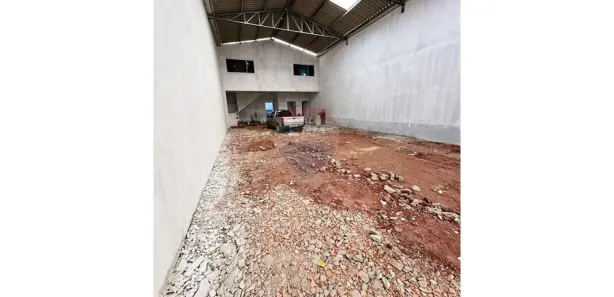 Galpão / Depósito / Armazém para alugar, 410m² no Vila Assis Brasil, Mauá