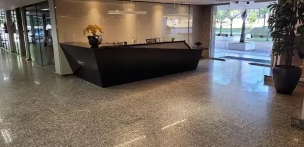 Conjunto Comercial / Sala à venda, 54m² no Asa Sul, Brasília