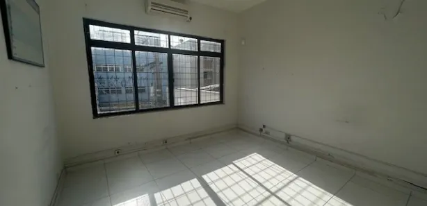 Conjunto Comercial / Sala para alugar, 180m² no Centro, Diadema