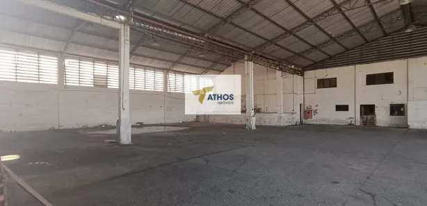 Galpão / Depósito / Armazém com 3 Quartos para alugar, 1110m² no Sítio Paecara (Vicente de Carvalho), Guarujá