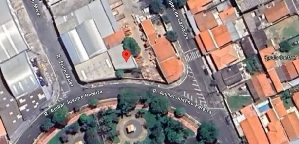 Galpão / Depósito / Armazém à venda, 296m² no Jardim Santa Izabel, Hortolândia