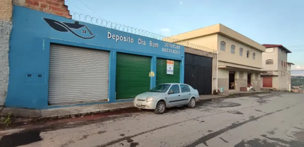Galpão / Depósito / Armazém à venda, 510m² no Novas Esmeraldas, Esmeraldas