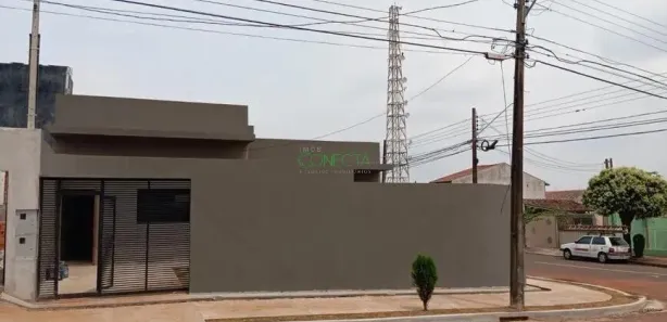 Casa com 2 Quartos à venda, 76m² no Leonor, Londrina