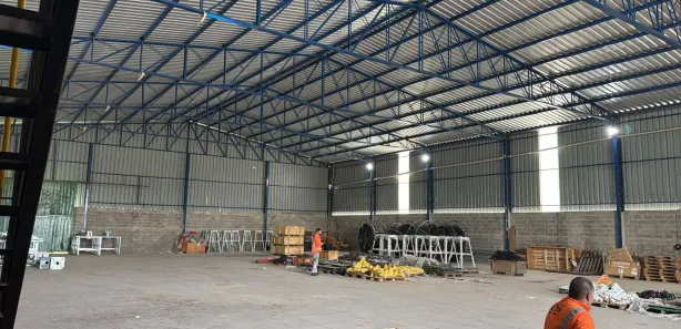 Galpão / Depósito / Armazém para alugar, 2900m² no Piracangaguá, Taubaté