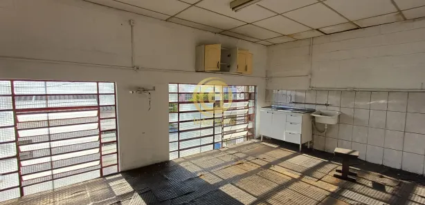 Galpão / Depósito / Armazém com 2 Quartos para alugar, 545m² no Jardim Esper, Jacareí