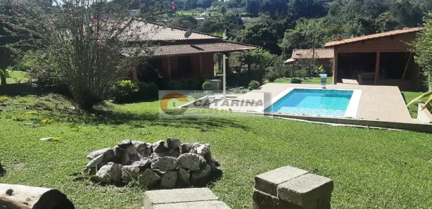 Fazenda / Sítio / Chácara com 5 Quartos à venda, 3800m² no , Mairinque