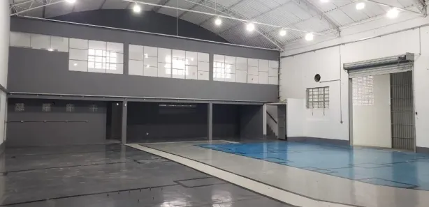 Galpão / Depósito / Armazém para alugar, 571m² no Jardim Fontana, Cotia