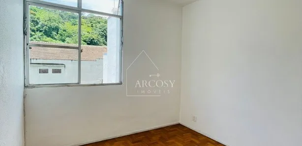 Apartamento com 2 Quartos à venda, 60m² no Centro, Petrópolis