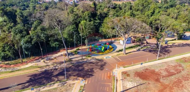 Terreno / Lote / Condomínio à venda, 200m² no Jardim Coopagro, Toledo