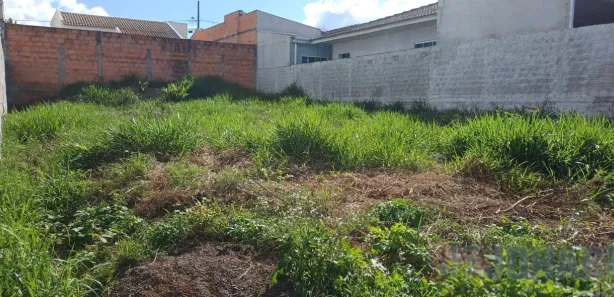 Terreno / Lote / Condomínio à venda, 223m² no Núcleo Habitacional Vale Verde, Apucarana