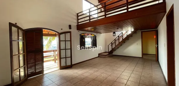 Casa com 4 Quartos para alugar, 216m² no Largo da Batalha, Niterói