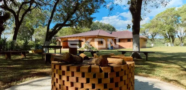 Fazenda / Sítio / Chácara com 4 Quartos para alugar, 380m² no Área Rural de São José dos Pinhais, São José dos Pinhais