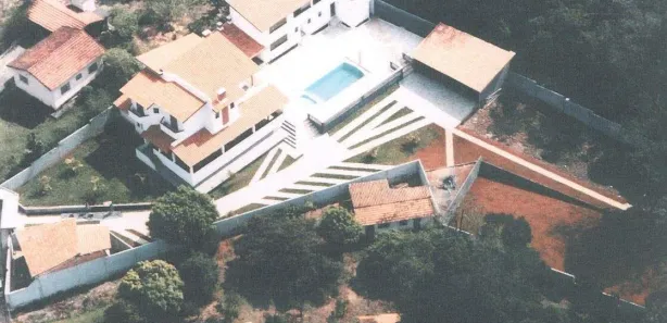 Fazenda / Sítio / Chácara com 4 Quartos à venda, 580m² no Jundiaizinho (Terra Preta), Mairiporã