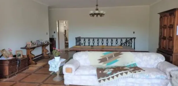 Casa com 3 Quartos para alugar, 200m² no Independência, Petrópolis