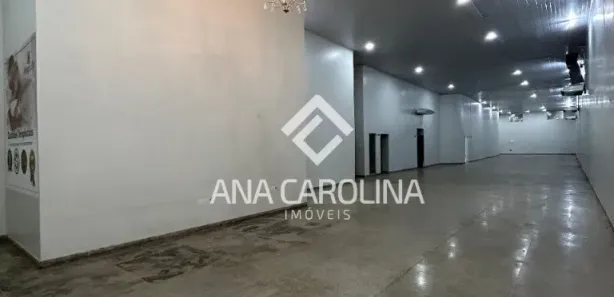 Loja / Salão / Ponto Comercial à venda, 648m² no Major Prates, Montes Claros