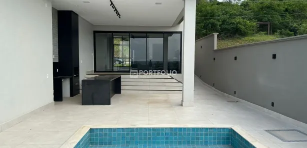 Casa com 3 Quartos à venda, 222m² no Jardins Nápoles, Senador Canedo
