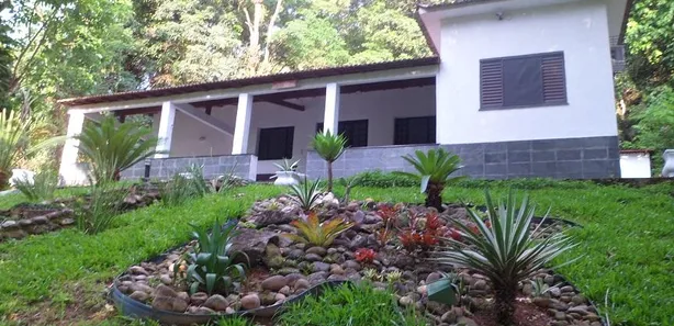 Fazenda / Sítio / Chácara com 3 Quartos à venda, 180m² no Boca do Mato, Cachoeiras de Macacu
