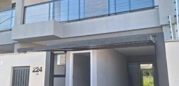 Sobrado com 3 Quartos à venda, 119m² no Itacolomi, Balneário Piçarras