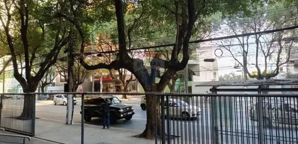 Conjunto Comercial / Sala para alugar, 110m² no Praia do Canto, Vitória