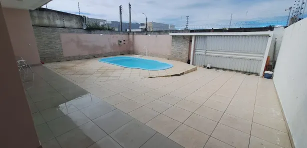Casa com 4 Quartos à venda, 360m² no Itapoã, Arapiraca